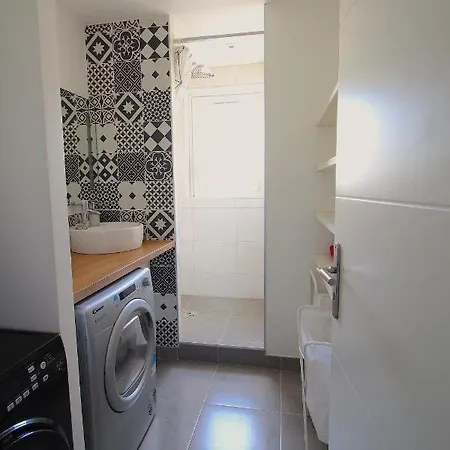 Mon A Gerland Iv * Lione